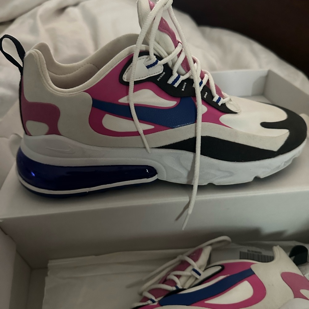 Nike Airmax react 270 size 9 women’s - - Picture 4 of 8